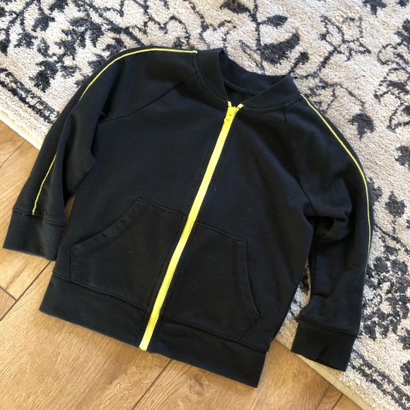 Bundle of 3T cold weather boys outfits - Picture 3 of 12